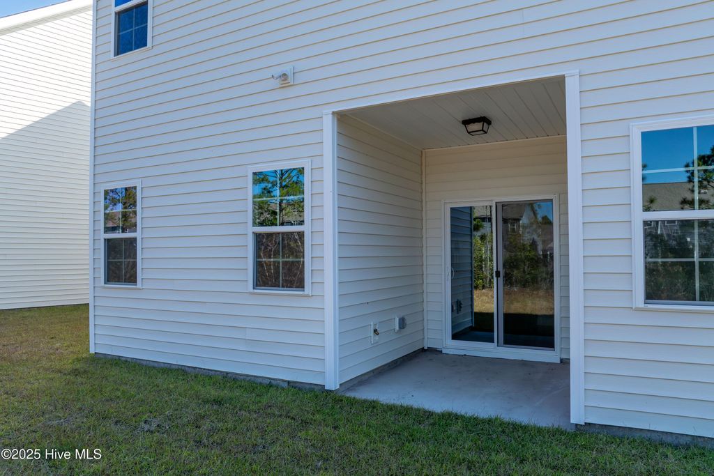 Photo of 220 Sandpiper Place, Holly Ridge, NC 28445 (MLS # 100495075)