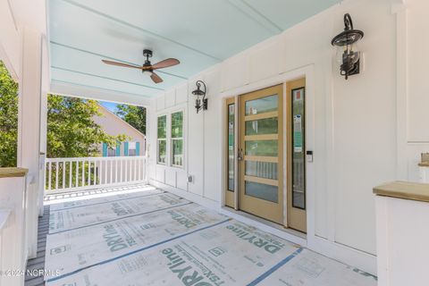 A home in Oak Island