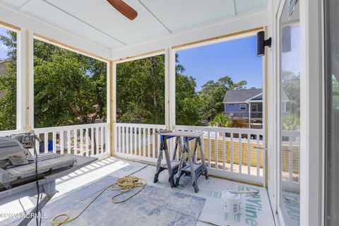 A home in Oak Island