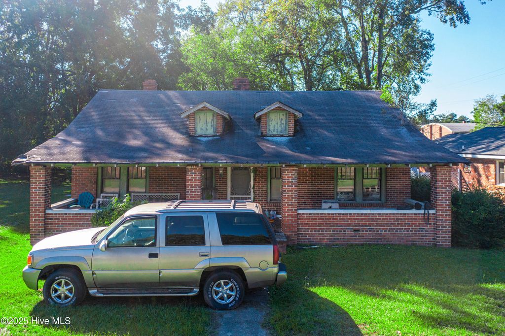 Photo of 205 Jackson Street, Fairmont, NC 28340 (MLS # 100537380)