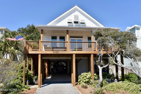 A home in Surf City