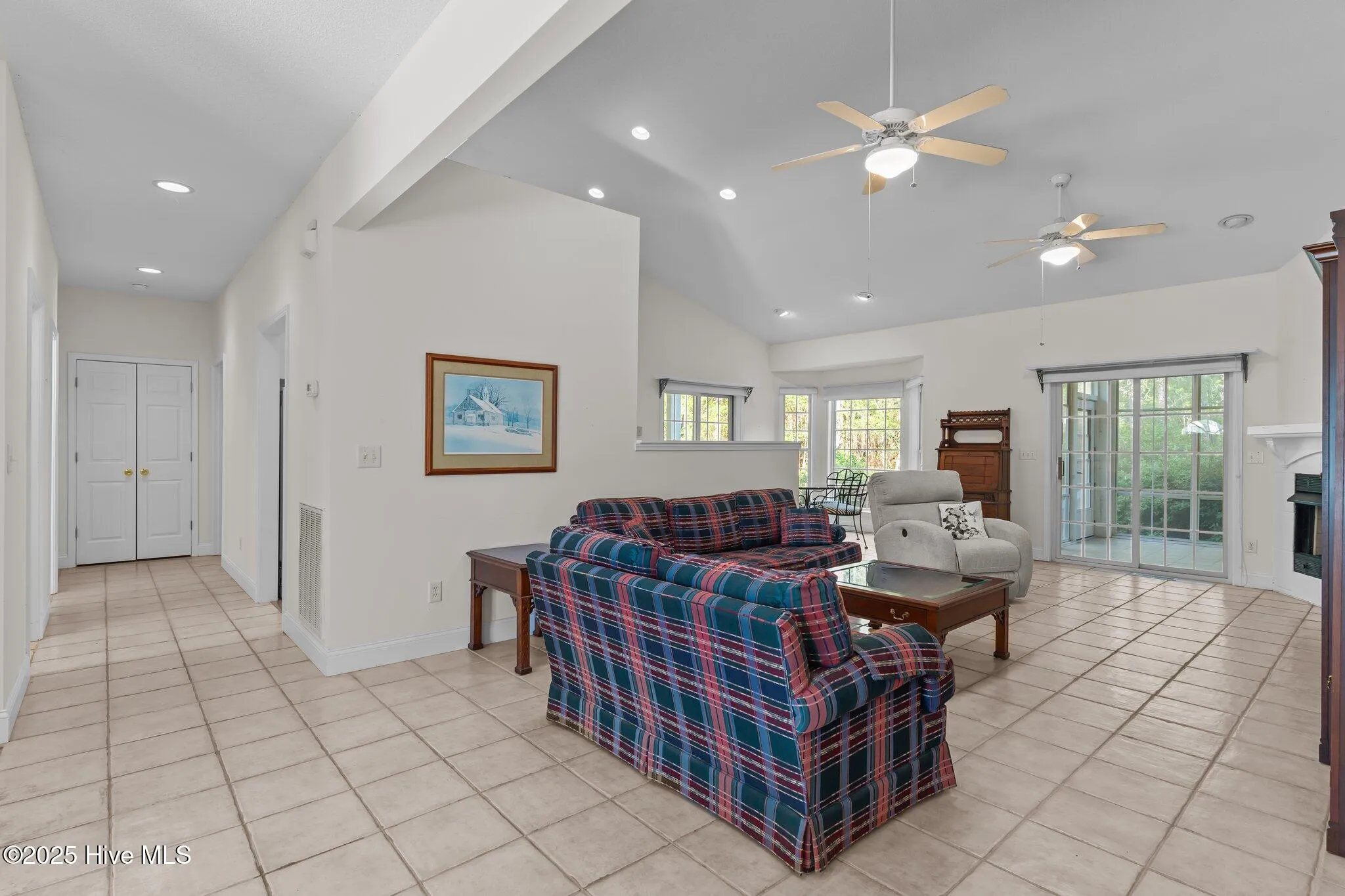Southport, North Carolina 28461, United States, 3 Bedrooms Bedrooms, ,2 BathroomsBathrooms,Residential,Active,136418