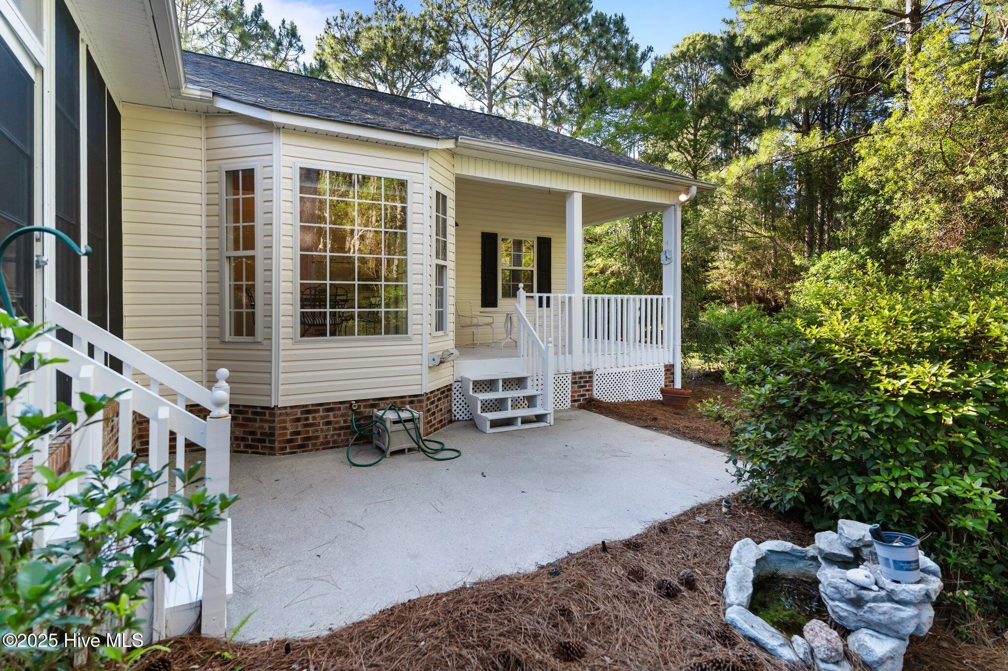 Southport, North Carolina 28461, United States, 3 Bedrooms Bedrooms, ,2 BathroomsBathrooms,Residential,Active,136418