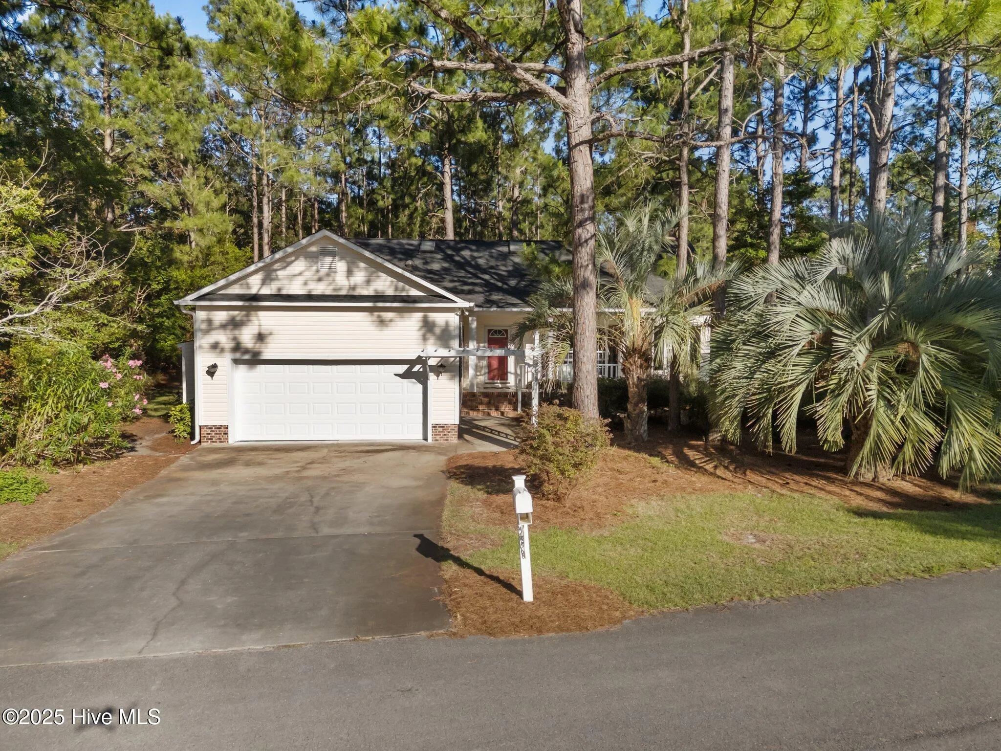 Southport, North Carolina 28461, United States, 3 Bedrooms Bedrooms, ,2 BathroomsBathrooms,Residential,Active,136418