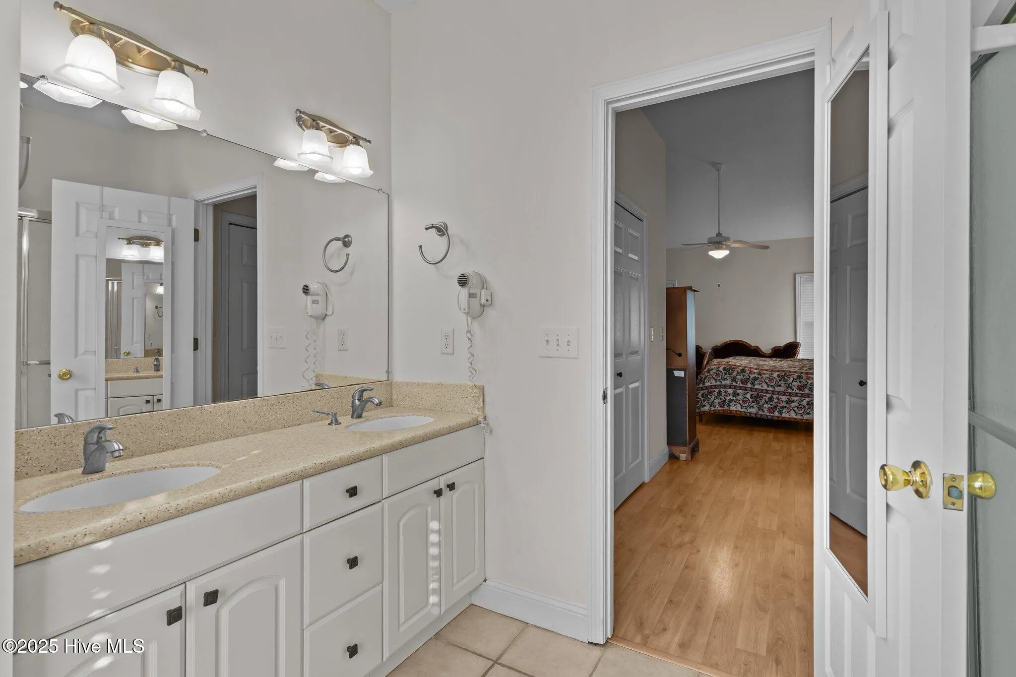 Southport, North Carolina 28461, United States, 3 Bedrooms Bedrooms, ,2 BathroomsBathrooms,Residential,Active,136418