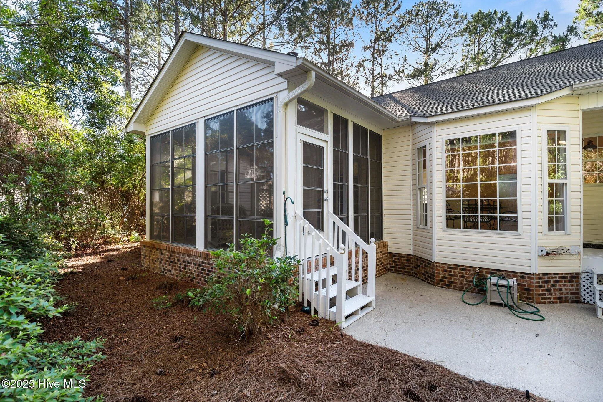 Southport, North Carolina 28461, United States, 3 Bedrooms Bedrooms, ,2 BathroomsBathrooms,Residential,Active,136418