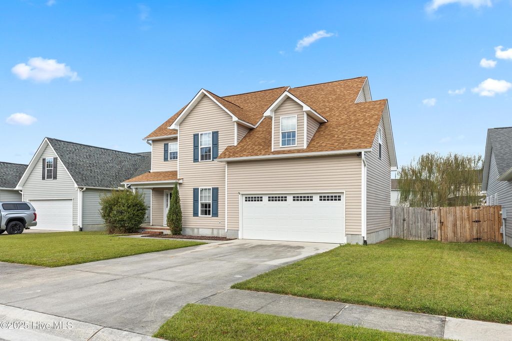 Photo of 316 Providence Drive, Jacksonville, NC 28546 (MLS # 100535429)
