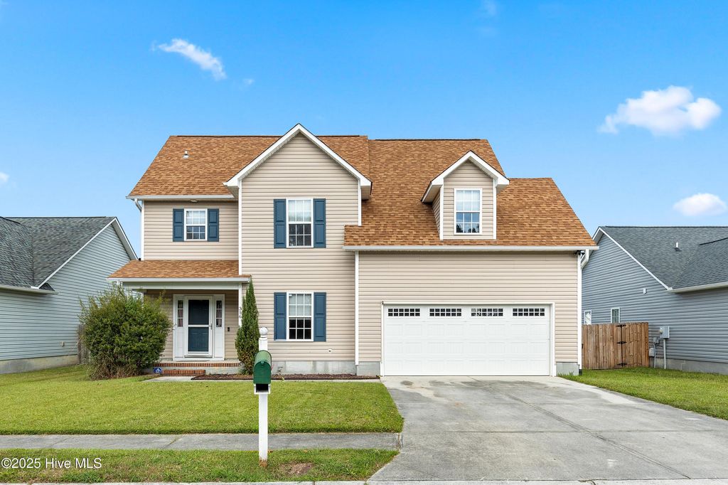 Photo of 316 Providence Drive, Jacksonville, NC 28546 (MLS # 100535429)