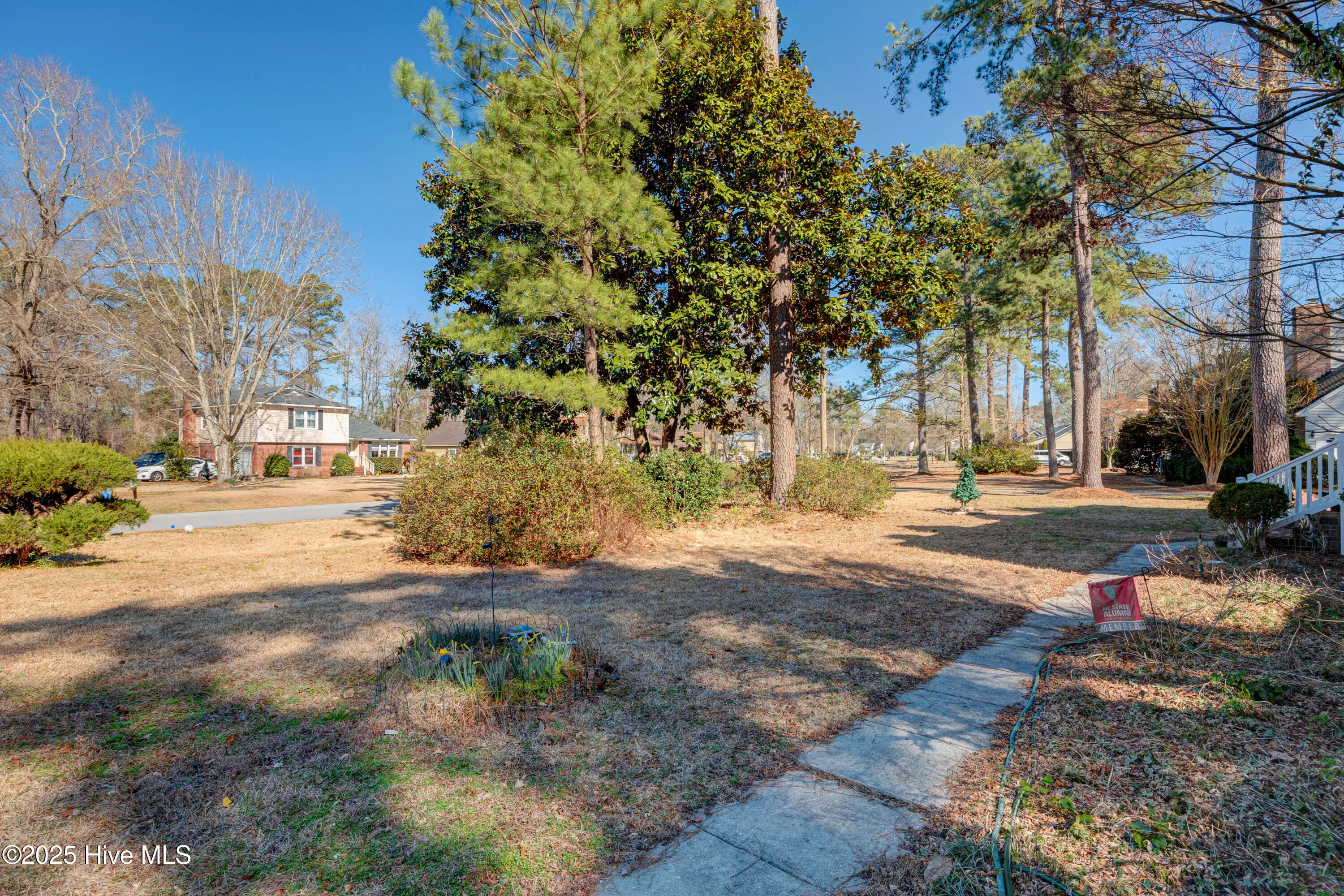 Jacksonville, North Carolina 28540, United States, 4 Bedrooms Bedrooms, ,3 BathroomsBathrooms,Residential,Active,2844