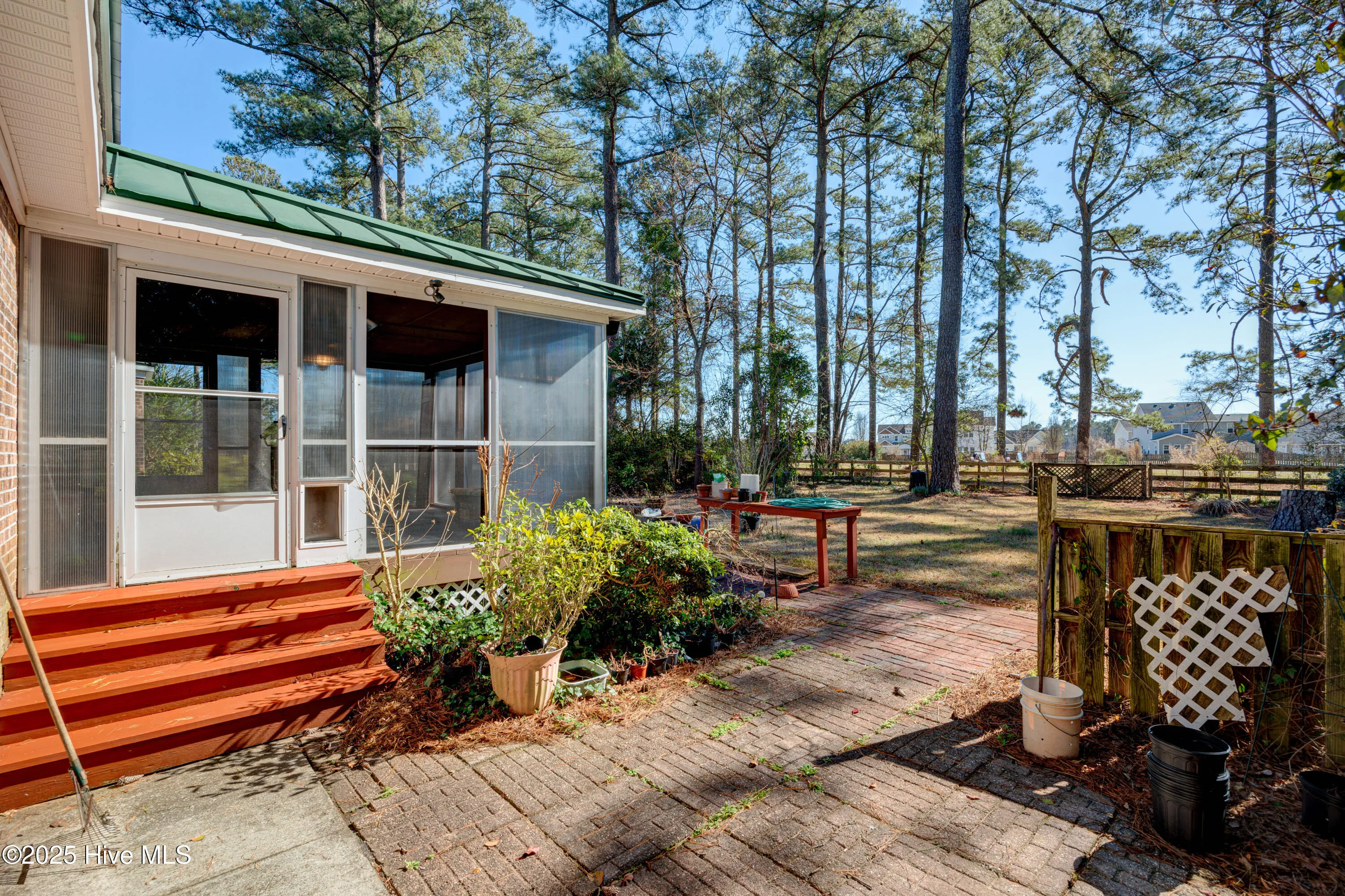 Jacksonville, North Carolina 28540, United States, 4 Bedrooms Bedrooms, ,3 BathroomsBathrooms,Residential,Active,2844