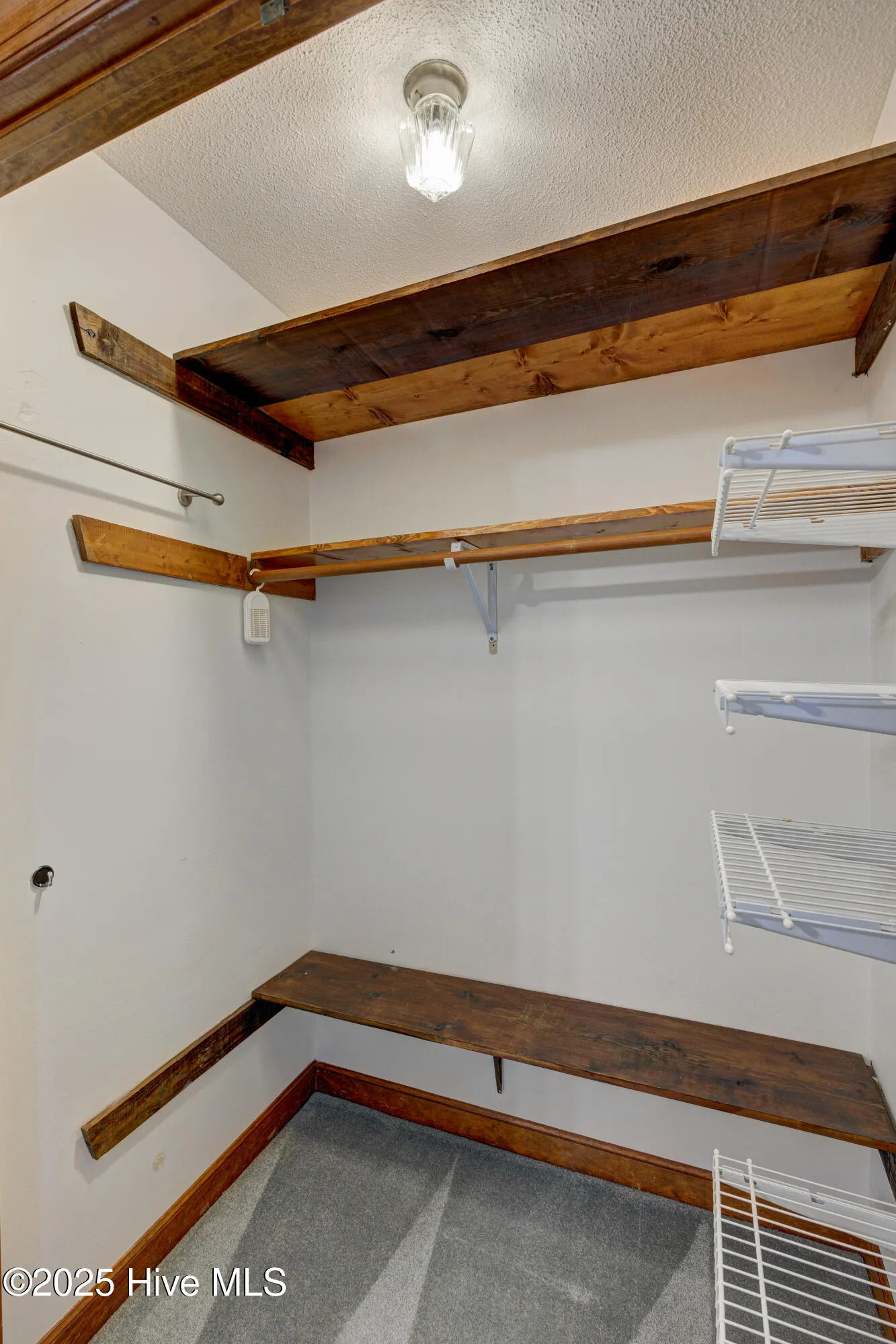 Jacksonville, North Carolina 28540, United States, 4 Bedrooms Bedrooms, ,3 BathroomsBathrooms,Residential,Active,2844