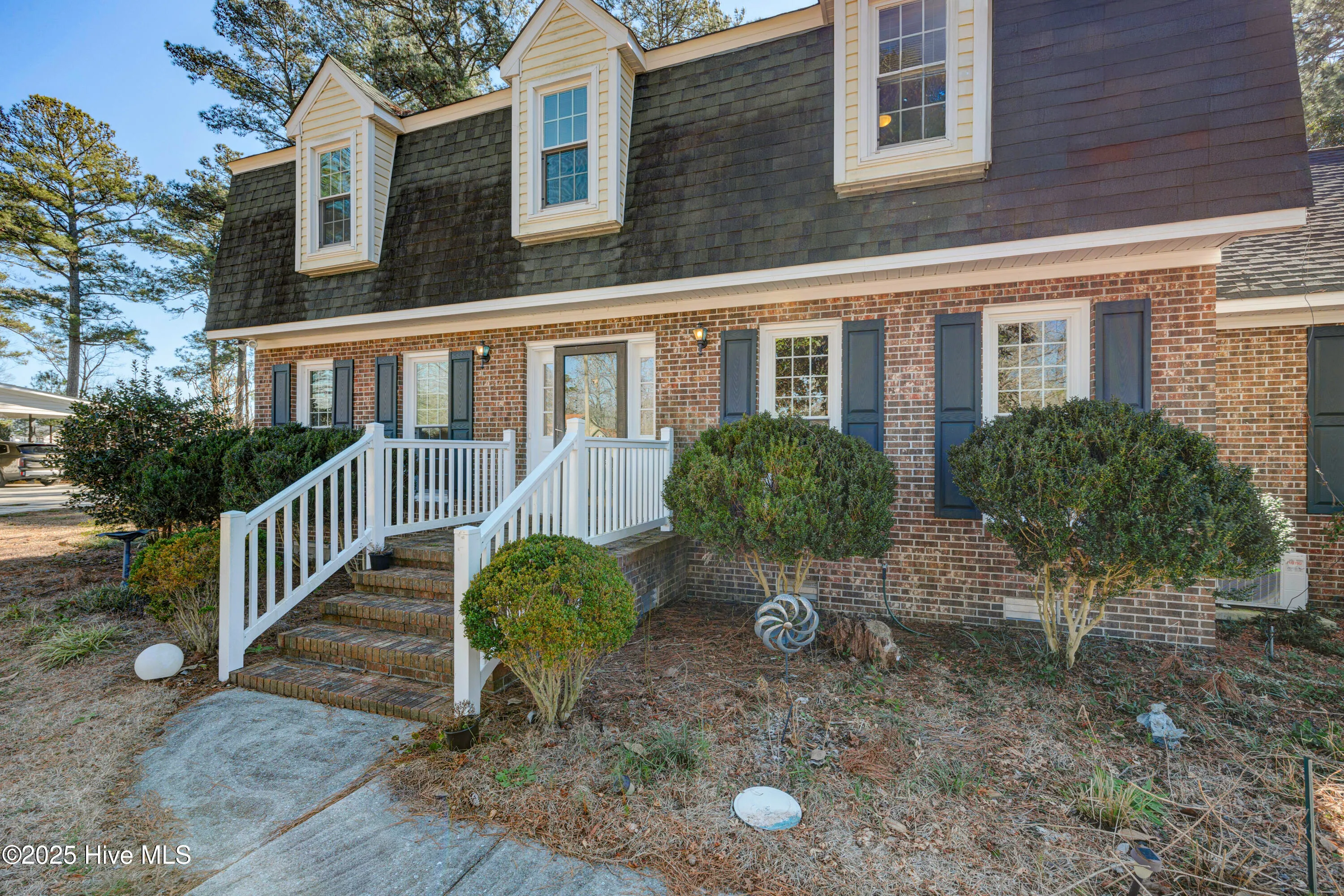 Jacksonville, North Carolina 28540, United States, 4 Bedrooms Bedrooms, ,3 BathroomsBathrooms,Residential,Active,2844