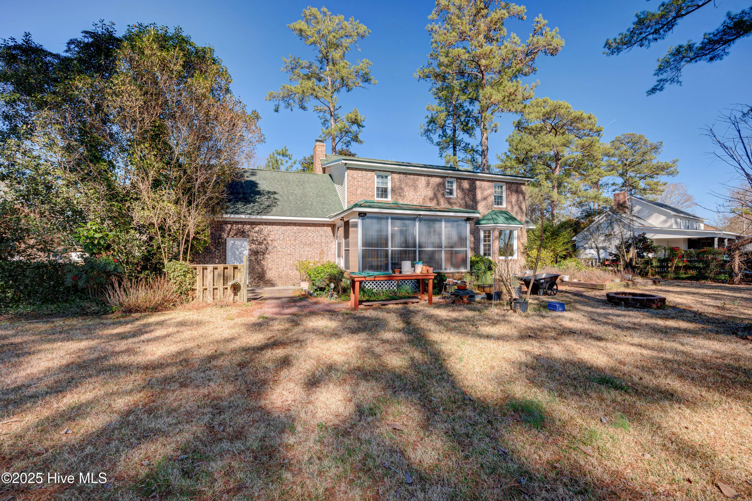 Jacksonville, North Carolina 28540, United States, 4 Bedrooms Bedrooms, ,3 BathroomsBathrooms,Residential,Active,2844