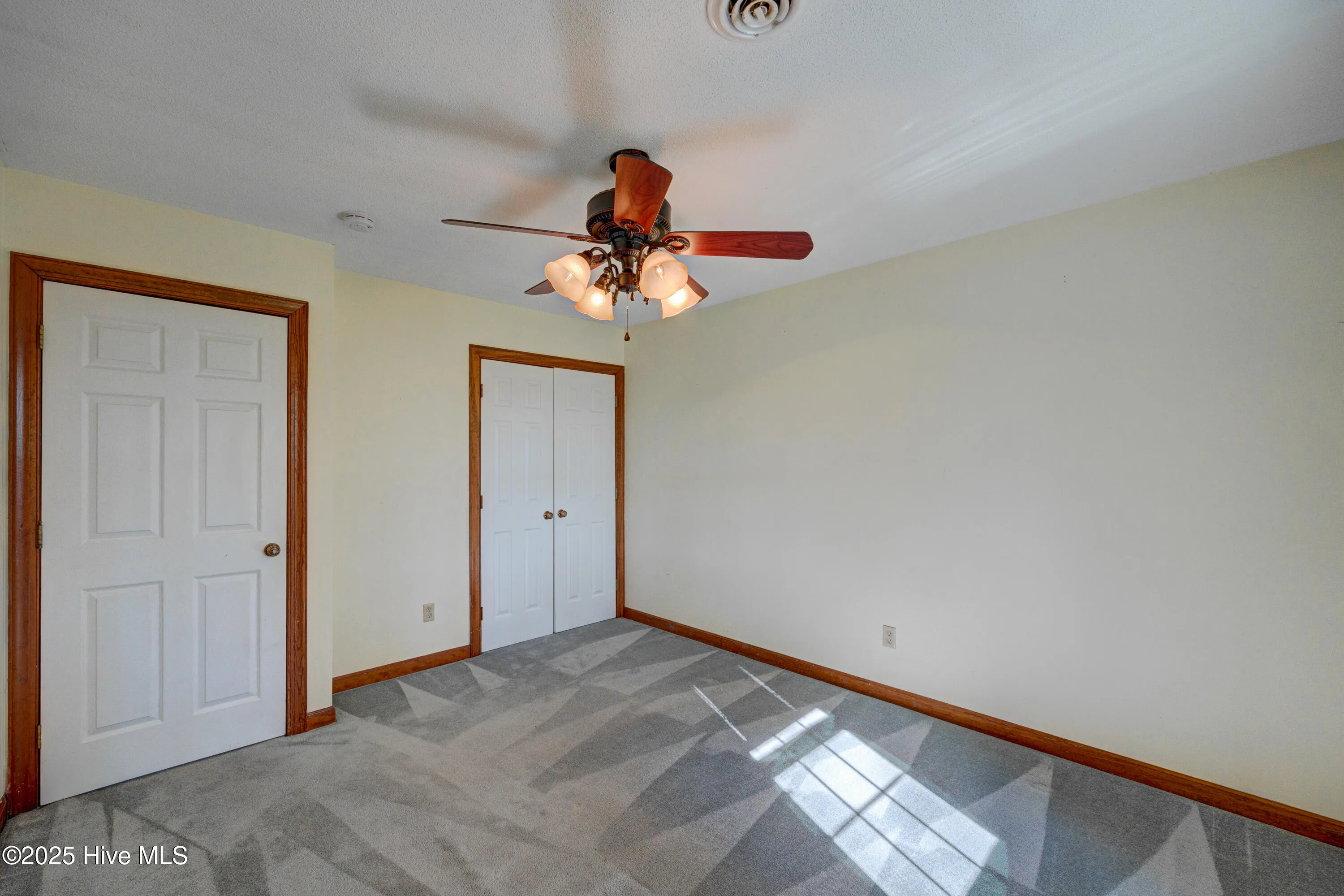 Jacksonville, North Carolina 28540, United States, 4 Bedrooms Bedrooms, ,3 BathroomsBathrooms,Residential,Active,2844