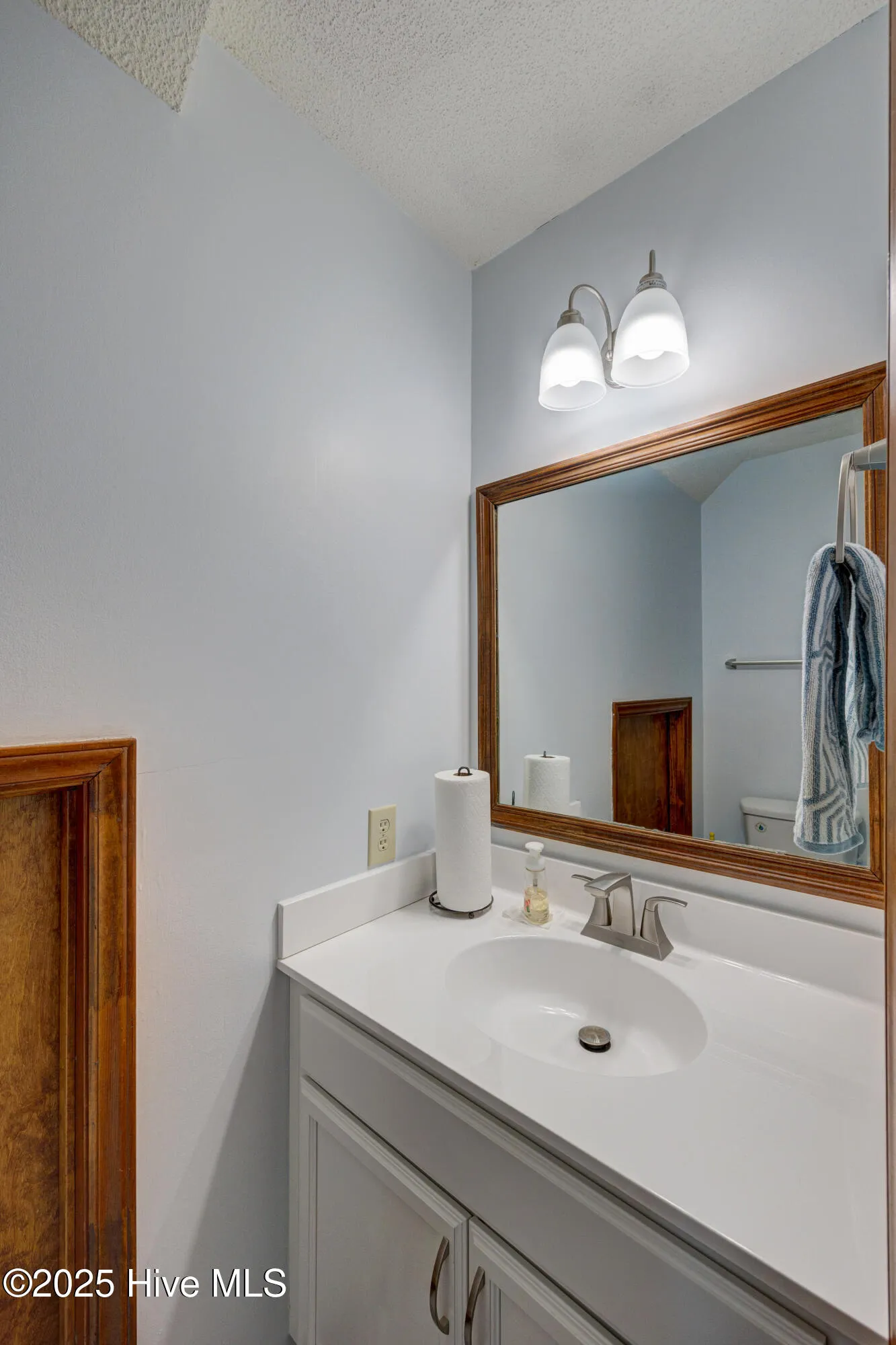 Jacksonville, North Carolina 28540, United States, 4 Bedrooms Bedrooms, ,3 BathroomsBathrooms,Residential,Active,2844