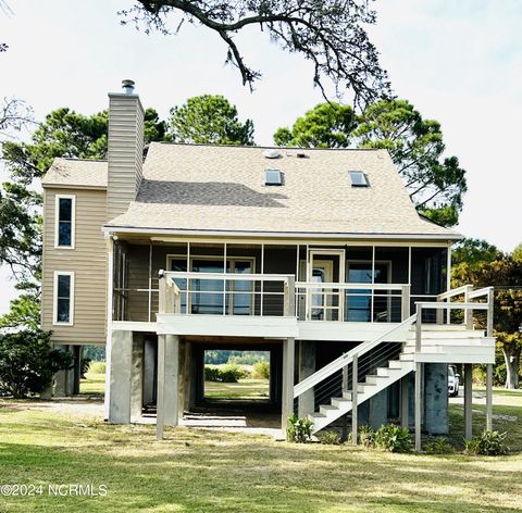 A home in Arapahoe