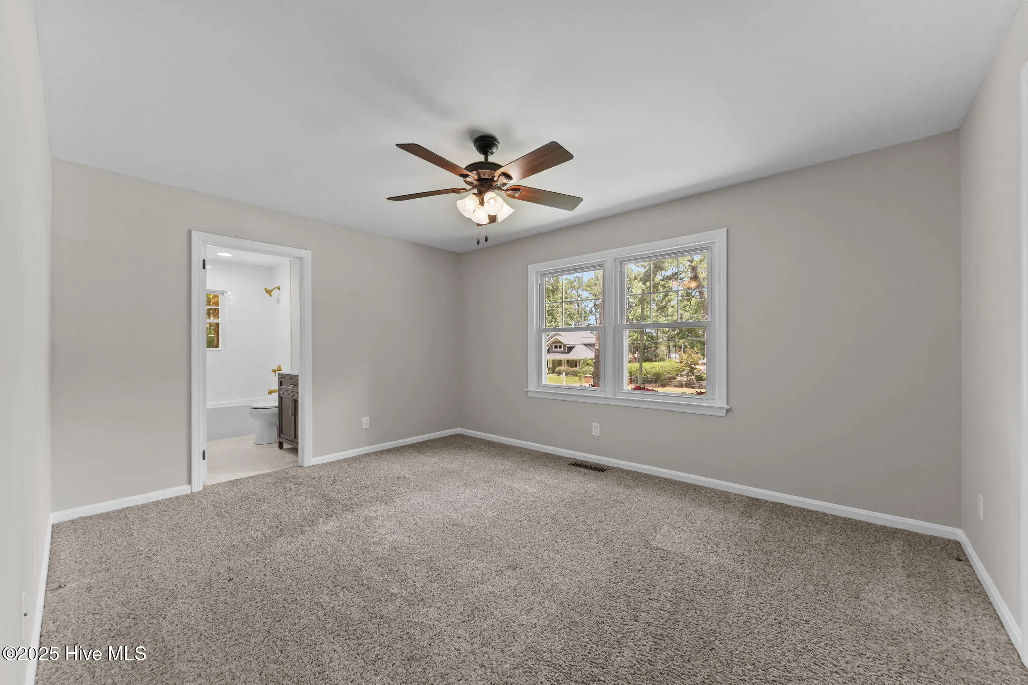 Whispering Pines, North Carolina 28327, United States, 3 Bedrooms Bedrooms, ,2 BathroomsBathrooms,Residential,Pending,222596