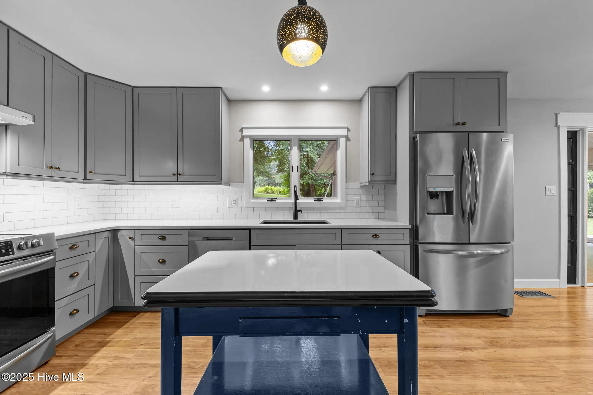 Whispering Pines, North Carolina 28327, United States, 3 Bedrooms Bedrooms, ,2 BathroomsBathrooms,Residential,Pending,222596