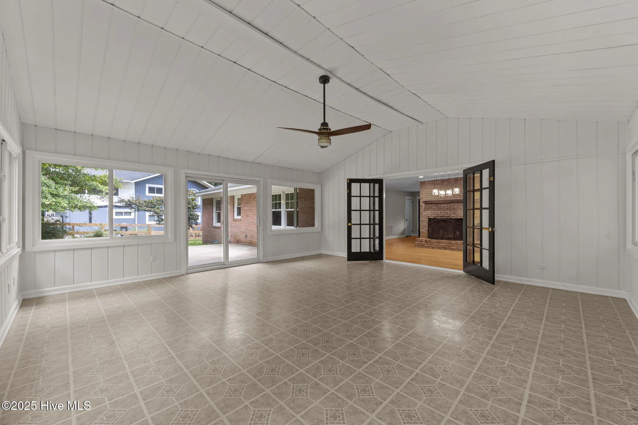 Whispering Pines, North Carolina 28327, United States, 3 Bedrooms Bedrooms, ,2 BathroomsBathrooms,Residential,Pending,222596