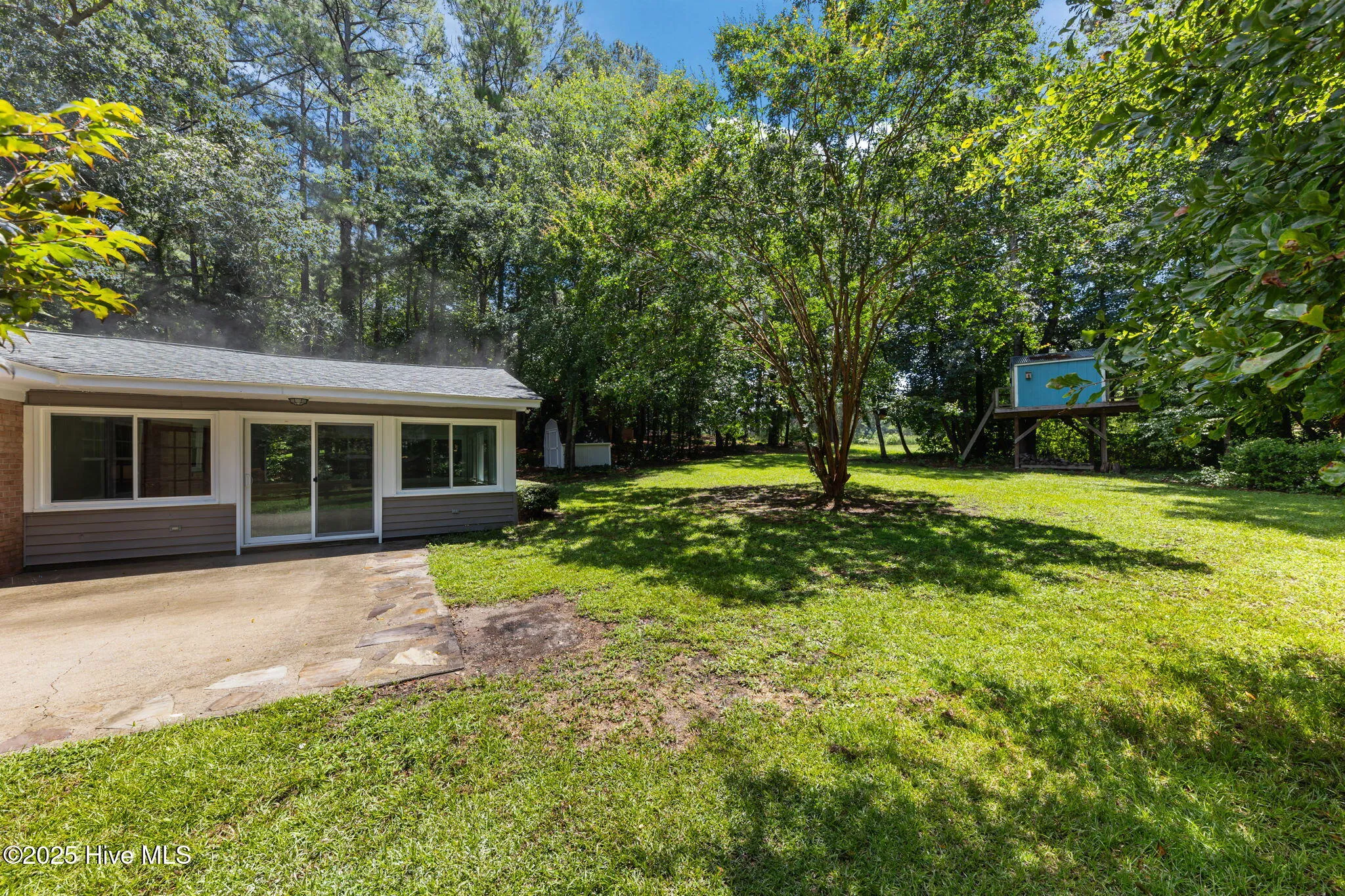 Whispering Pines, North Carolina 28327, United States, 3 Bedrooms Bedrooms, ,2 BathroomsBathrooms,Residential,Pending,222596