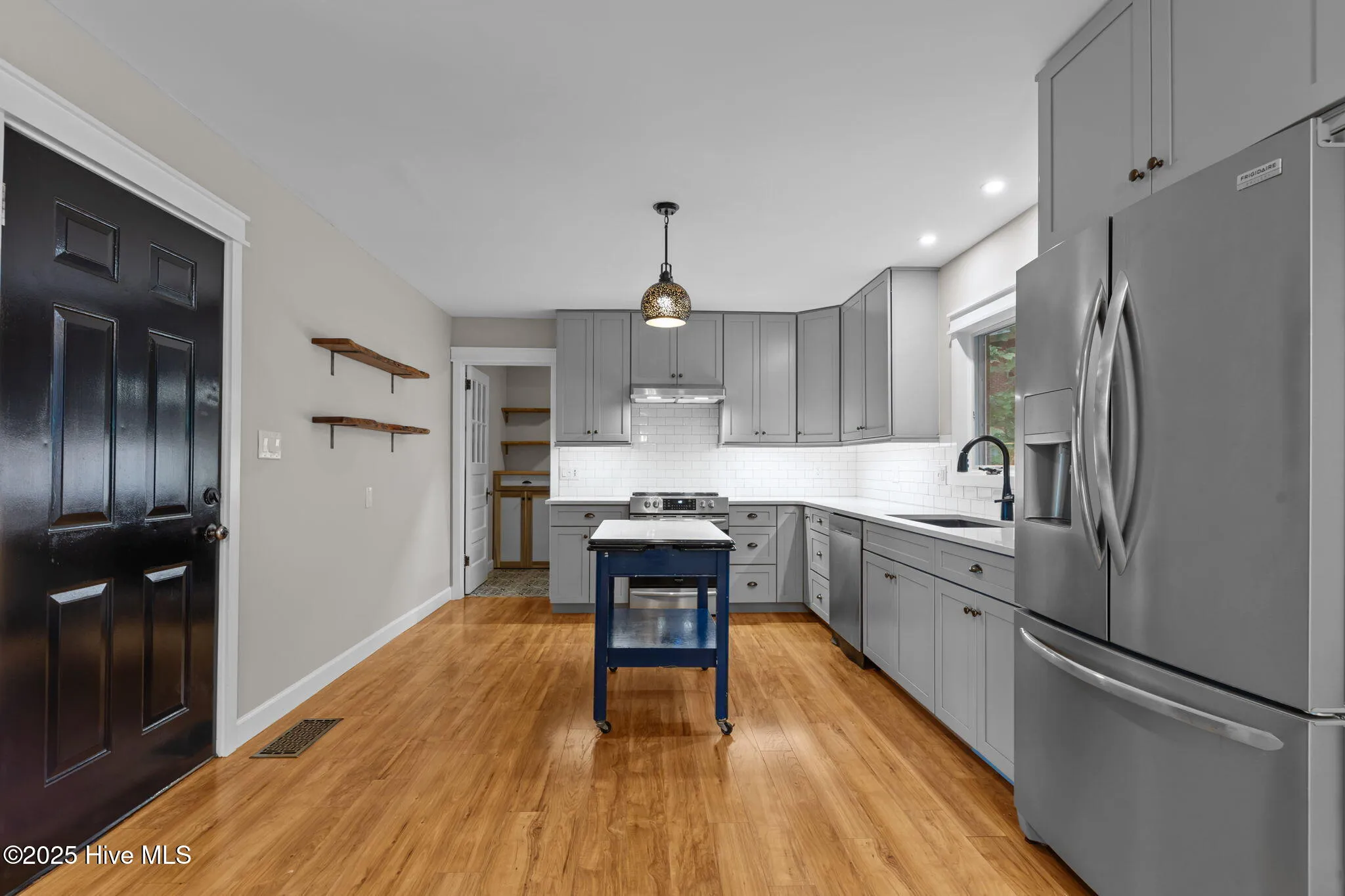 Whispering Pines, North Carolina 28327, United States, 3 Bedrooms Bedrooms, ,2 BathroomsBathrooms,Residential,Pending,222596