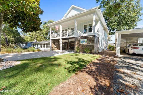 A home in Oak Island