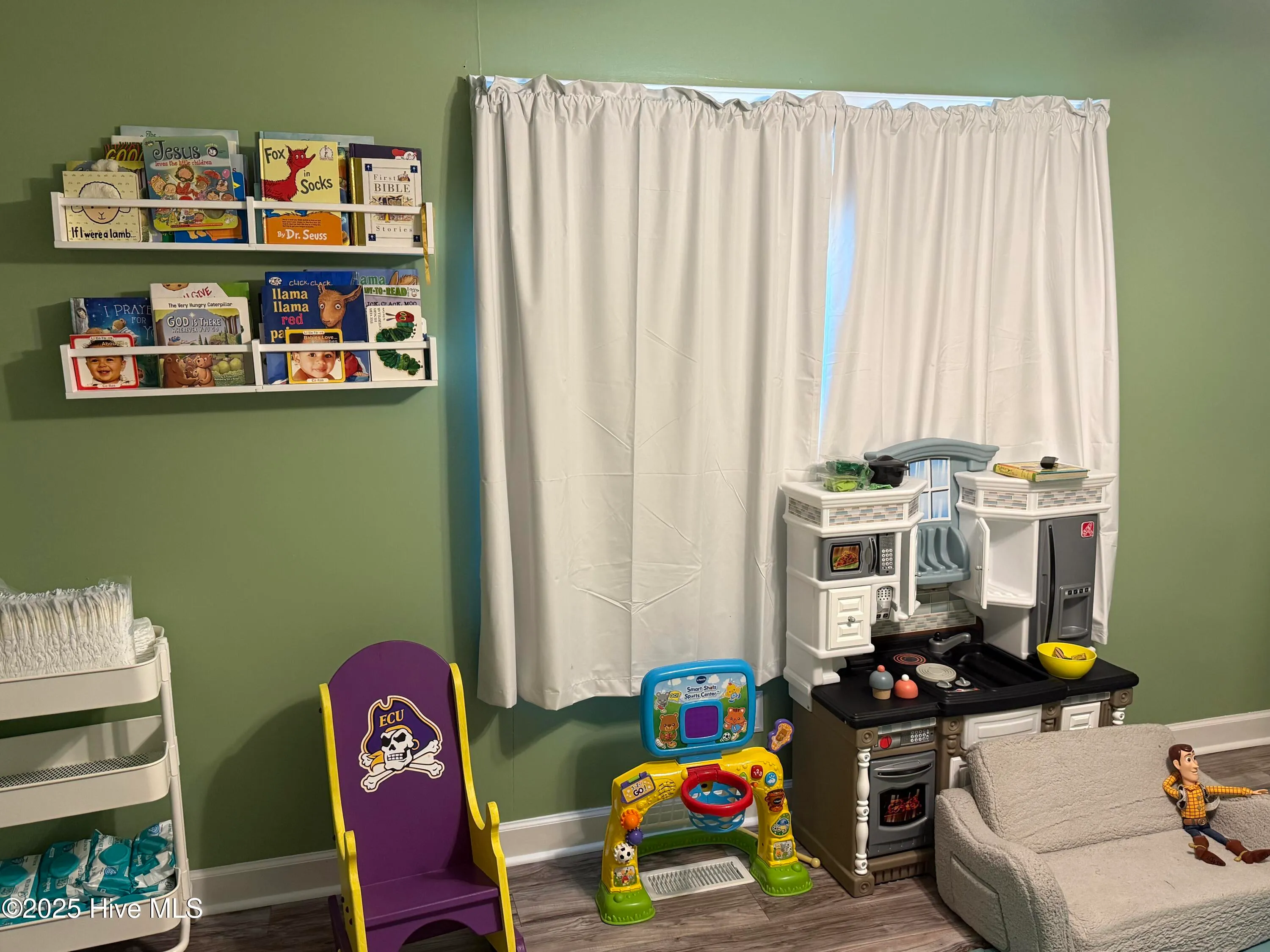 Goldsboro, North Carolina 27534, United States, 3 Bedrooms Bedrooms, ,2 BathroomsBathrooms,Residential,Pending,159142