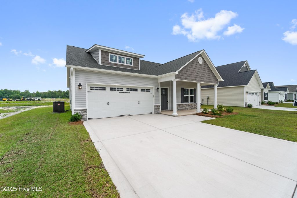 Photo of 416 Montgomery Drive, Jacksonville, NC 28546 (MLS # 100509448)