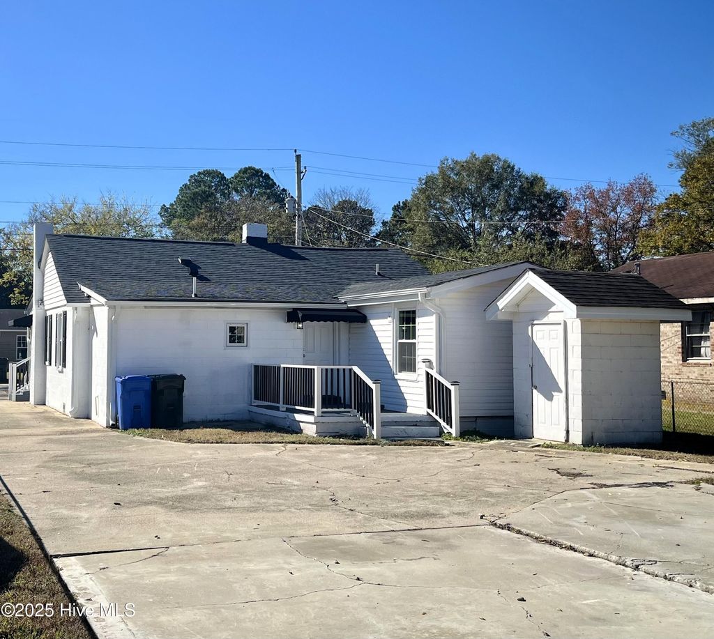 Photo of 1633 Freeman Street SE, Wilson, NC 27893 (MLS # 100539967)