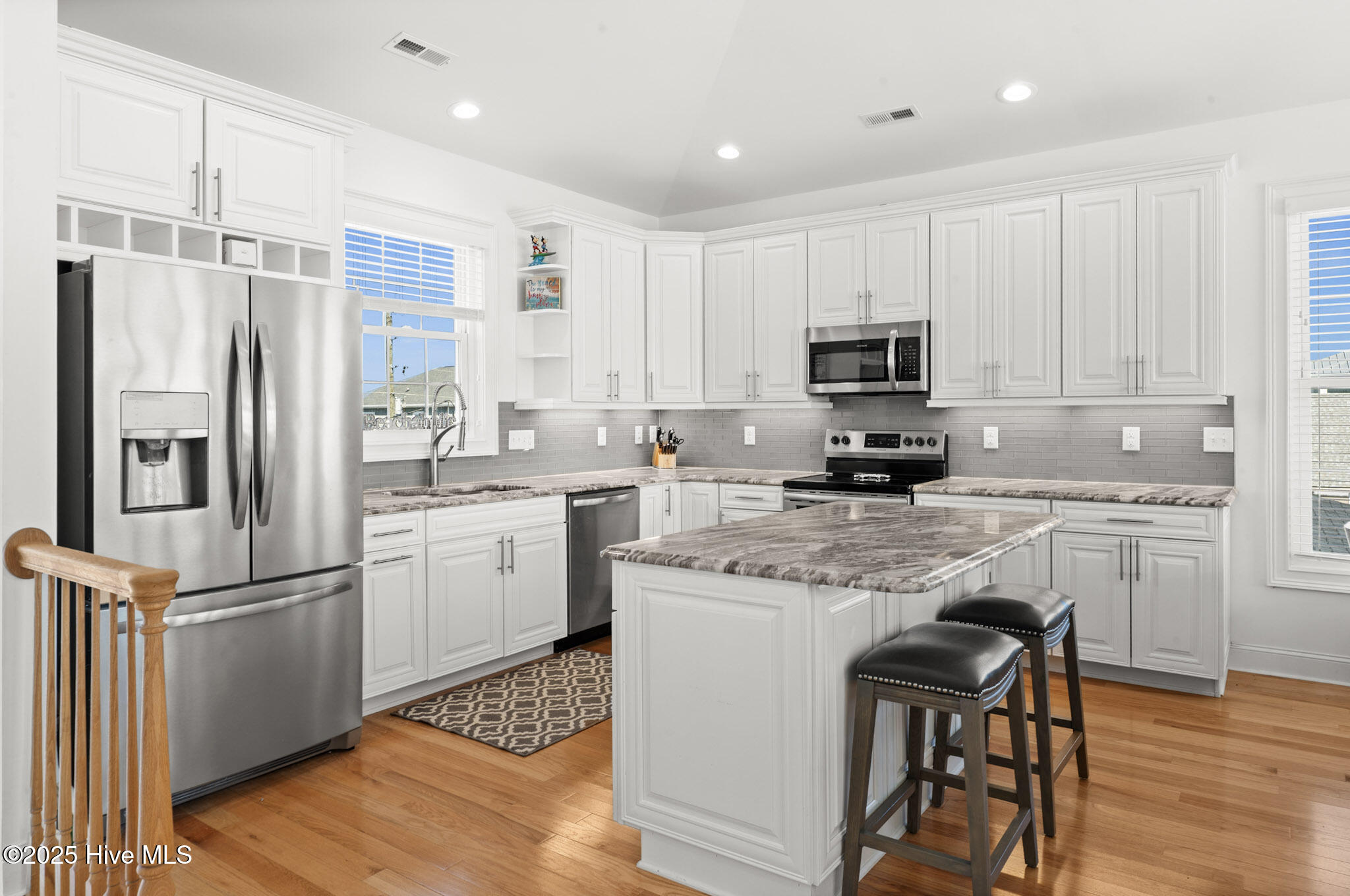 1318 N New River Drive