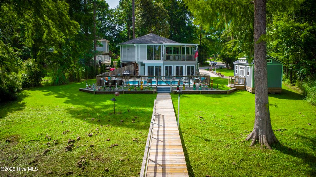 Photo of 210 Gangplank Road, New Bern, NC 28562 (MLS # 100520484)