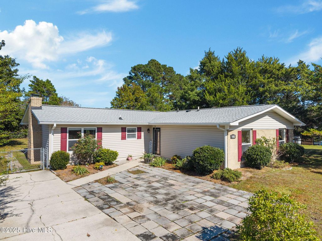 Photo of 110 Baysden Drive, Jacksonville, NC 28540 (MLS # 100515251)