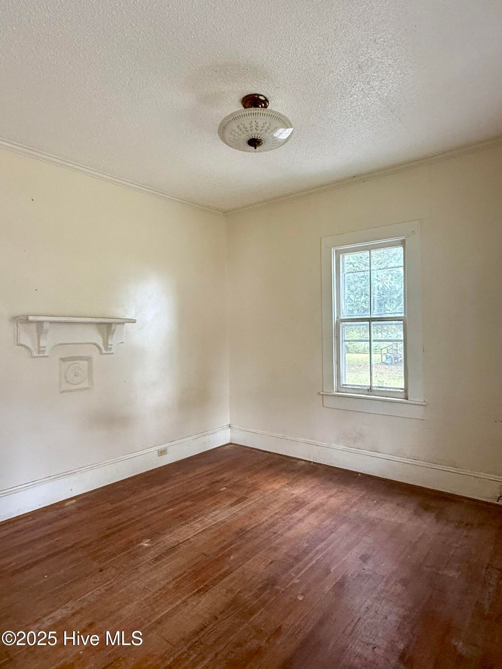 Photo of 817 Johnston Street, Edenton, NC 27932 (MLS # 100536237)