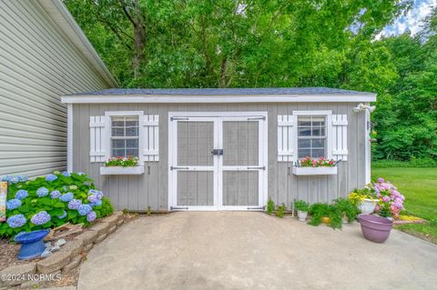 A home in Elizabeth City