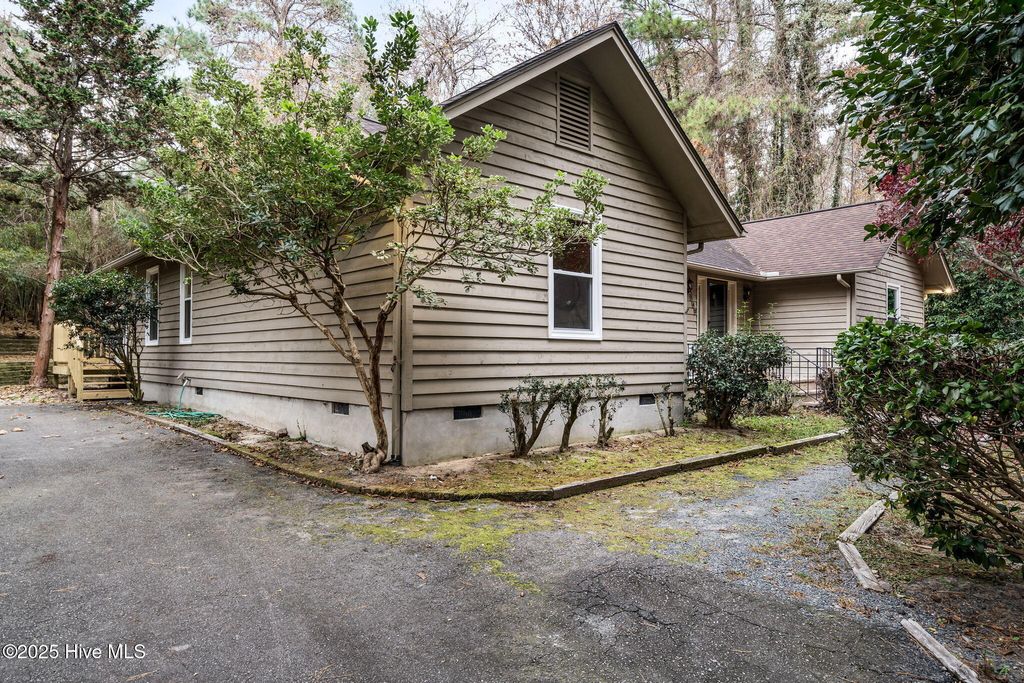 Photo of 140 Wild Turkey Run, Pinehurst, NC 28374 (MLS # 100543607)