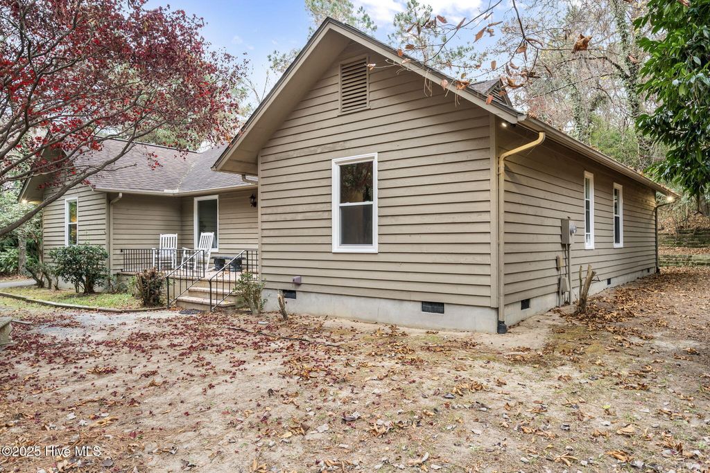 Photo of 140 Wild Turkey Run, Pinehurst, NC 28374 (MLS # 100543607)