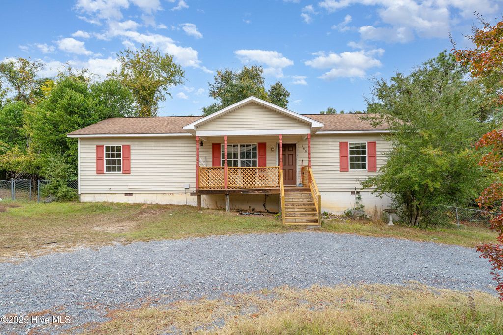 Photo of 160 Tray Street, Southern Pines, NC 28387 (MLS # 100538477)