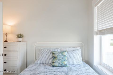 Tiny photo for 804 N Topsail Drive #D, Surf City, NC 28445 (MLS # 100543911)