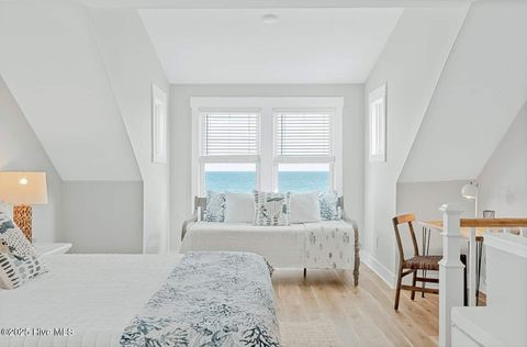 Tiny photo for 804 N Topsail Drive #D, Surf City, NC 28445 (MLS # 100543911)