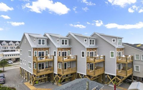 Tiny photo for 804 N Topsail Drive #D, Surf City, NC 28445 (MLS # 100543911)