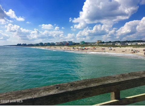 Tiny photo for 804 N Topsail Drive #D, Surf City, NC 28445 (MLS # 100543911)