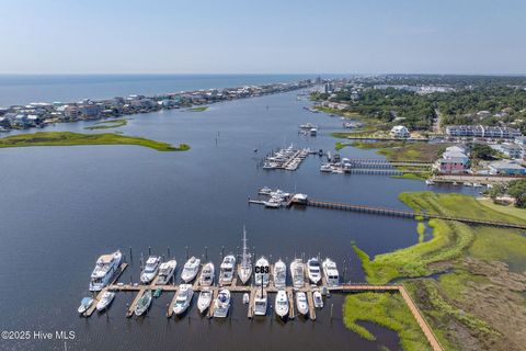 Tiny photo for 83 Harbour Point Yacht Club #C-83, Carolina Beach, NC 28428 (MLS # 100523678)