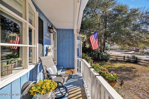 A home in Oak Island