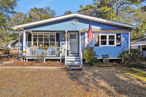 A home in Oak Island