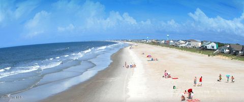 A home in Oak Island