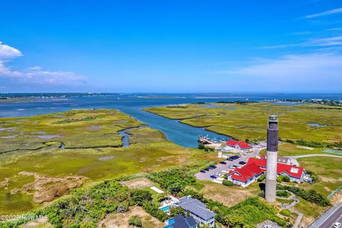 A home in Oak Island