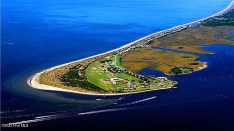 A home in Oak Island