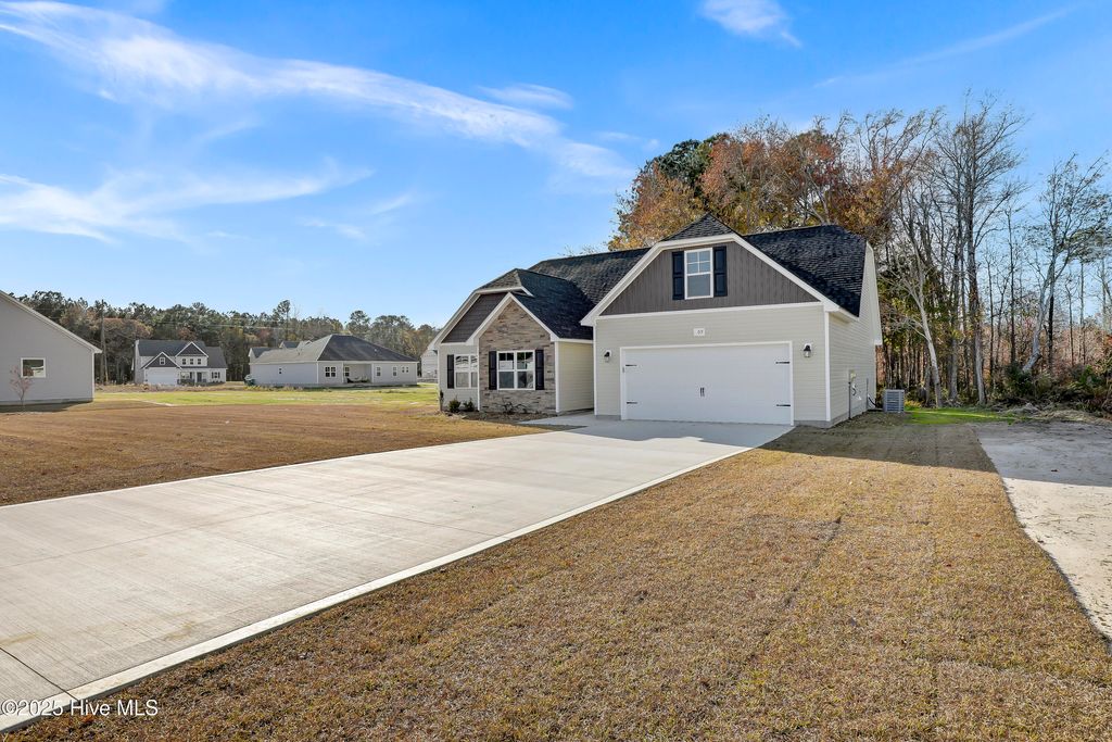 Photo of 309 Cotton Hill Place #Lot 91, Hubert, NC 28539 (MLS # 100507419)