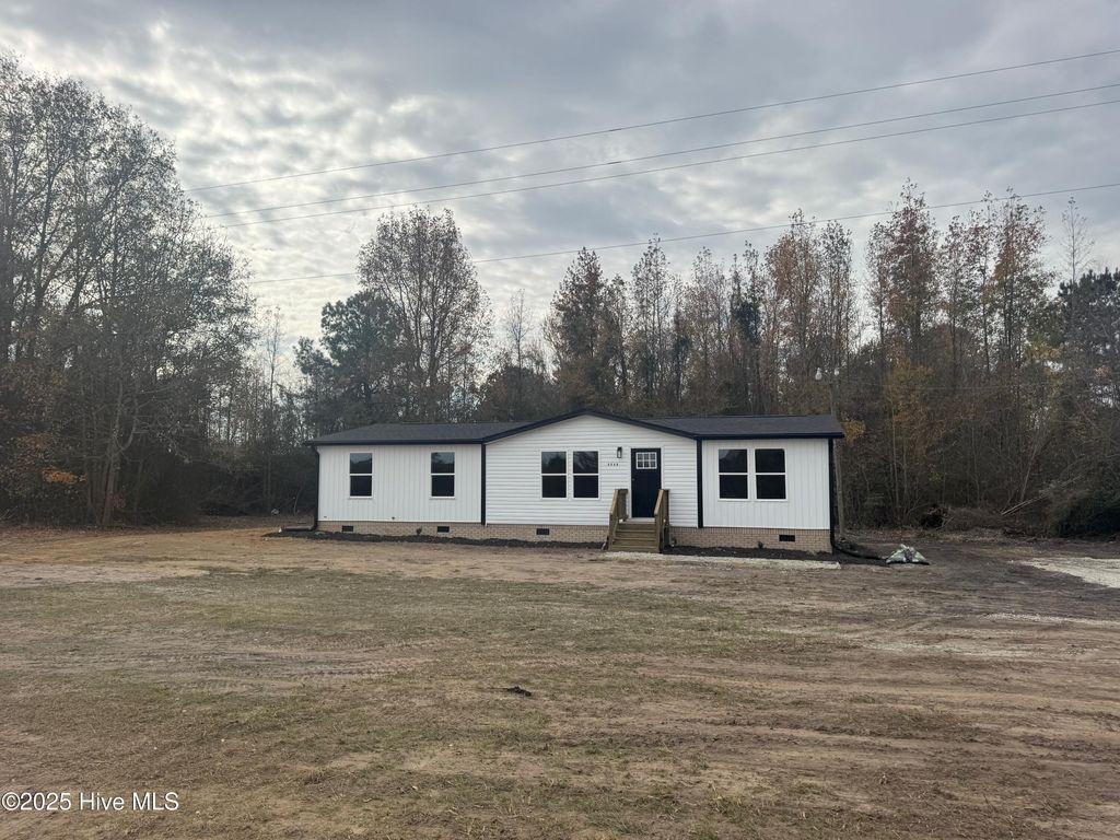 Photo of 2550 Big Piney Grove Road, Clinton, NC 28328 (MLS # 100542205)