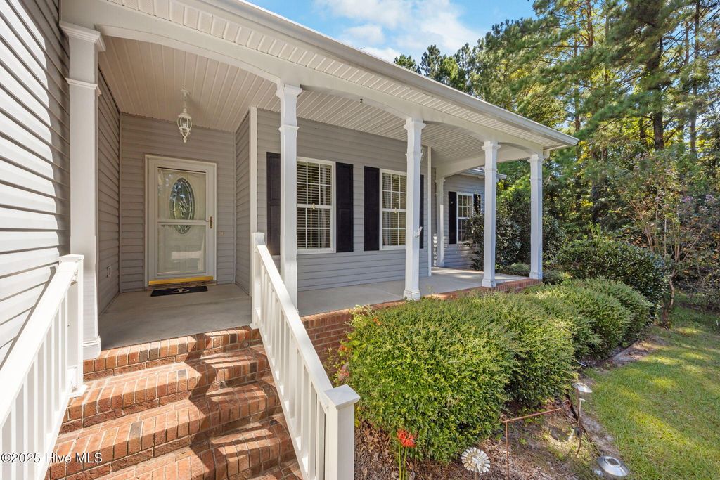 Photo of 105 Serenity Court, New Bern, NC 28560 (MLS # 100529041)